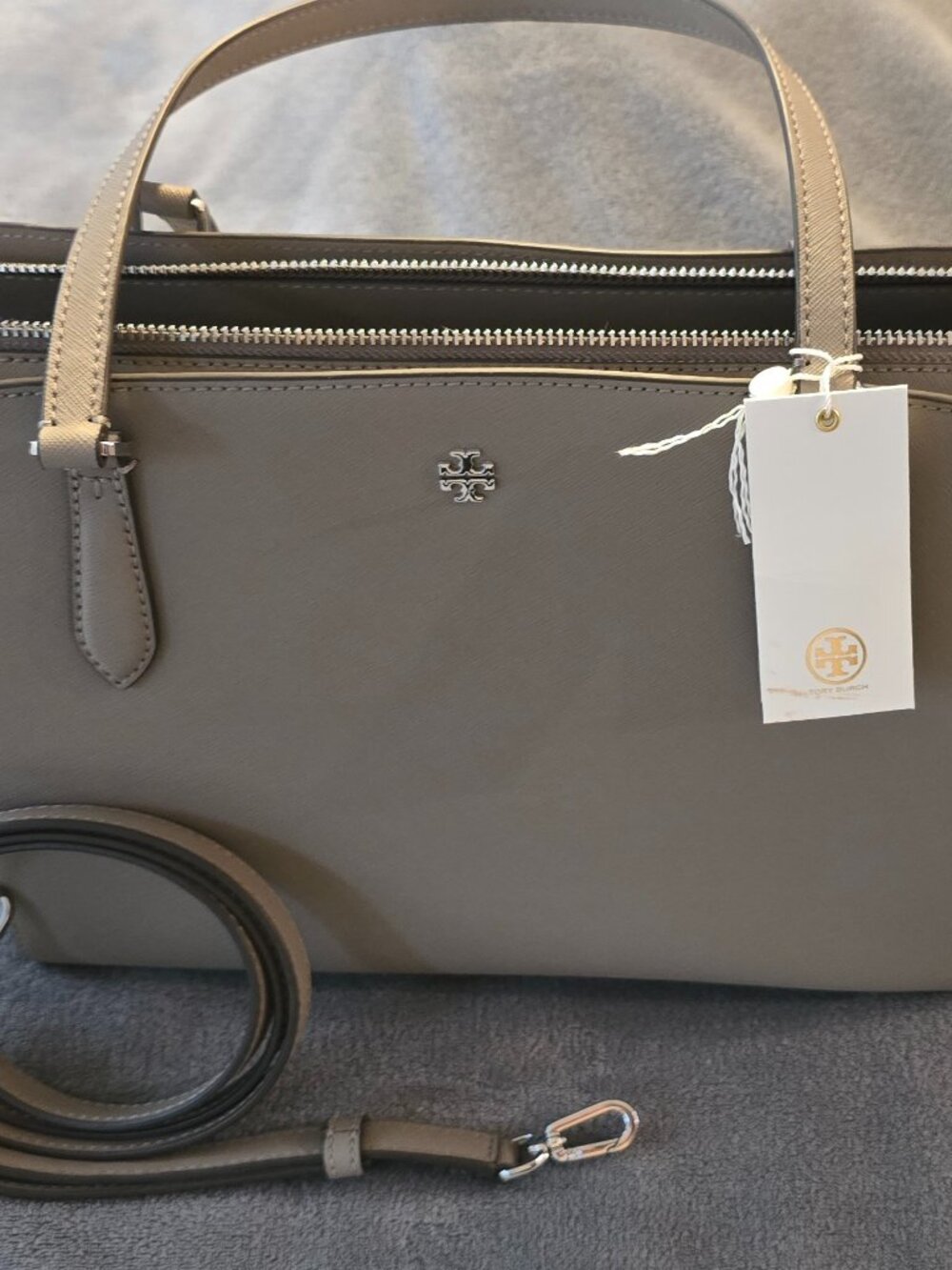 NWT Tory Burch Emerson Small Top Zip Tote Gray Heron - Picture 2 of 4